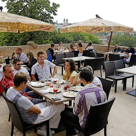 Hotel Voelgyikut Haz *