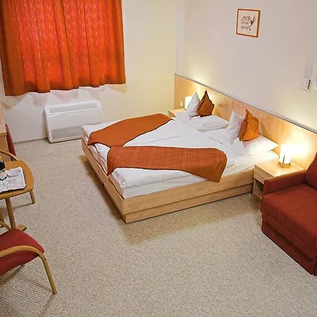 Otel Voelgyikut Haz *