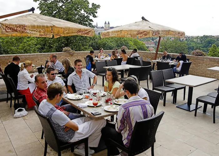 호텔 Voelgyikut Haz *