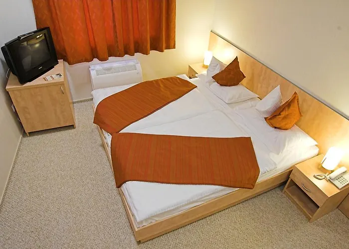 호텔 Voelgyikut Haz *